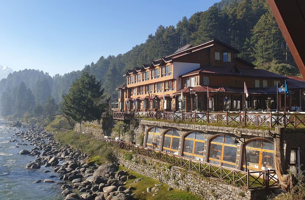 Handpicked Stays_5 svg+xml;charset=utf